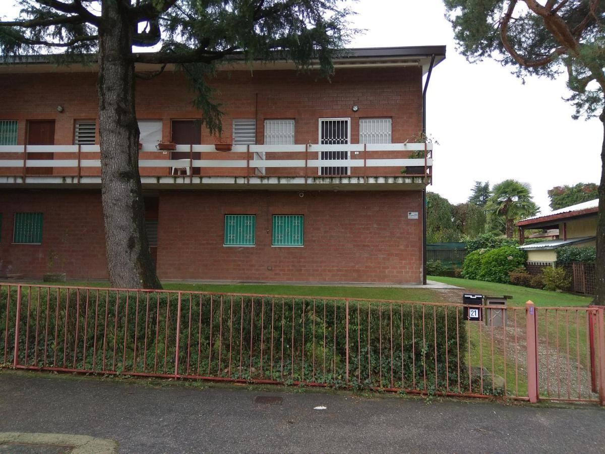 Sweet Home Castelletto sopra Ticino Exterior photo